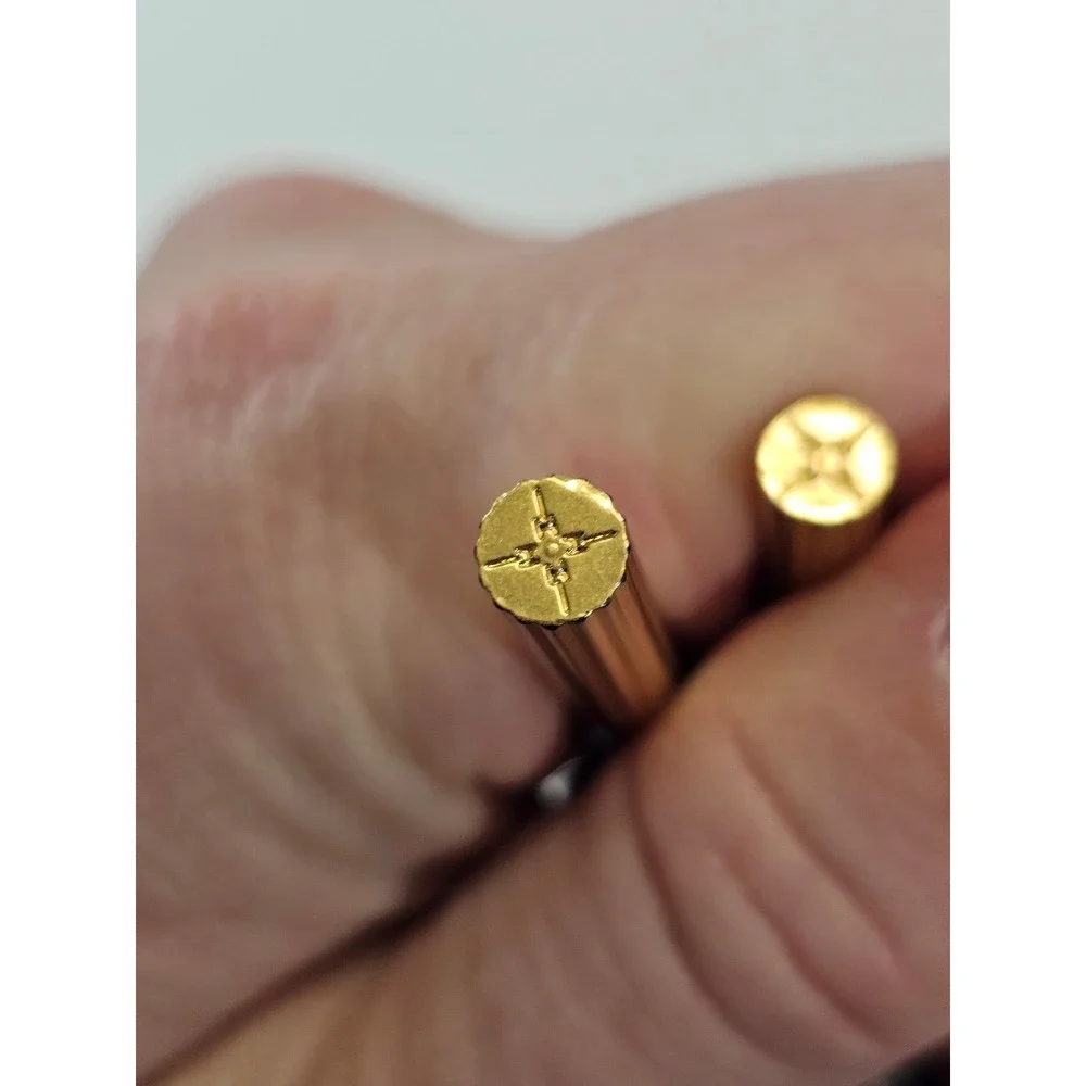 India Hicks Gold‎ Metallic Hexagon Honeycomb Double Zip Wristlet Clutch Bag EUC - Picture 5 of 9